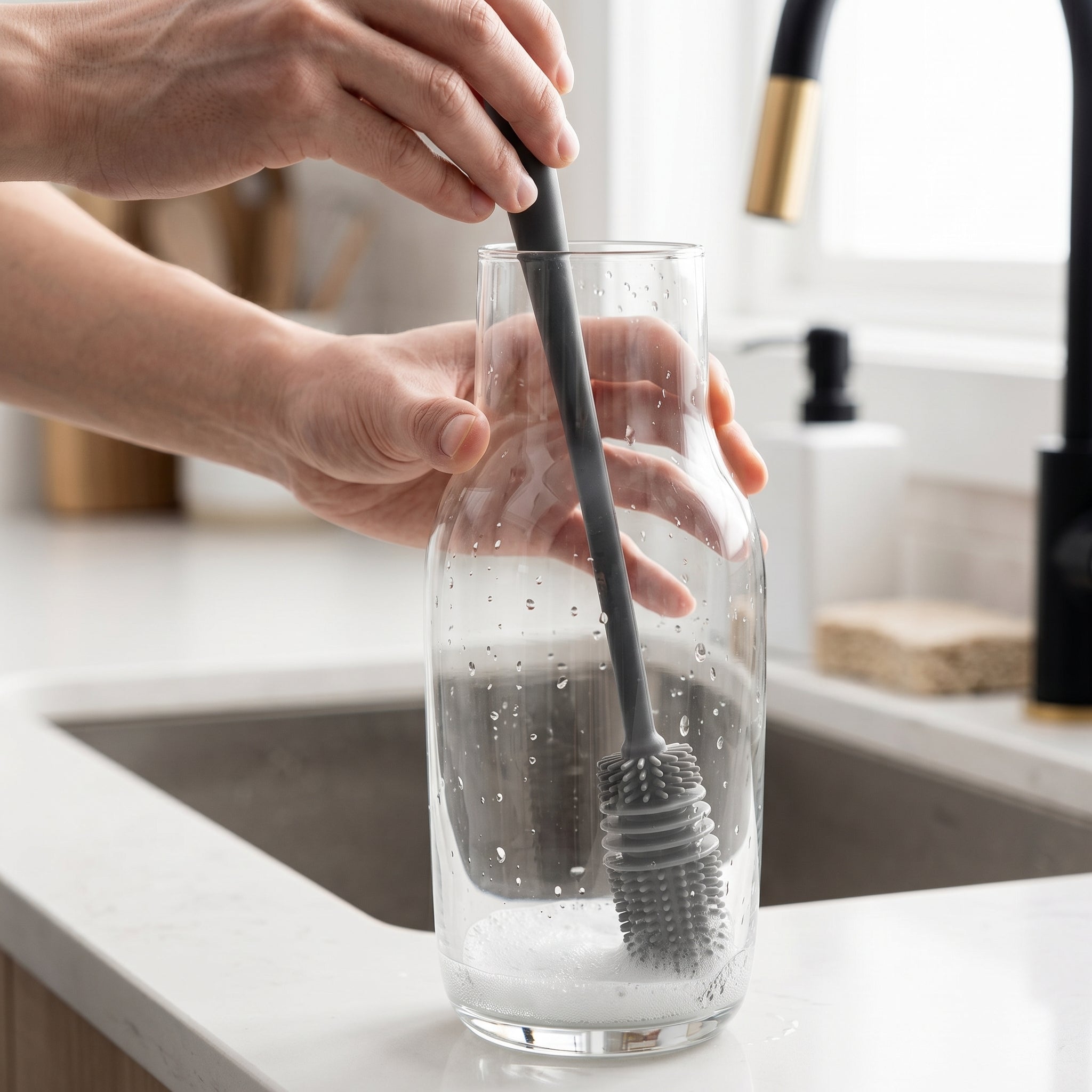 PureReach™ Silicone Bottle Brush